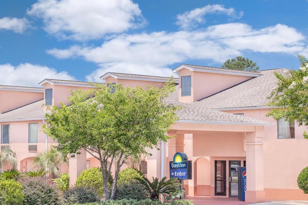 Gray Inn & Suites Εξωτερικό φωτογραφία