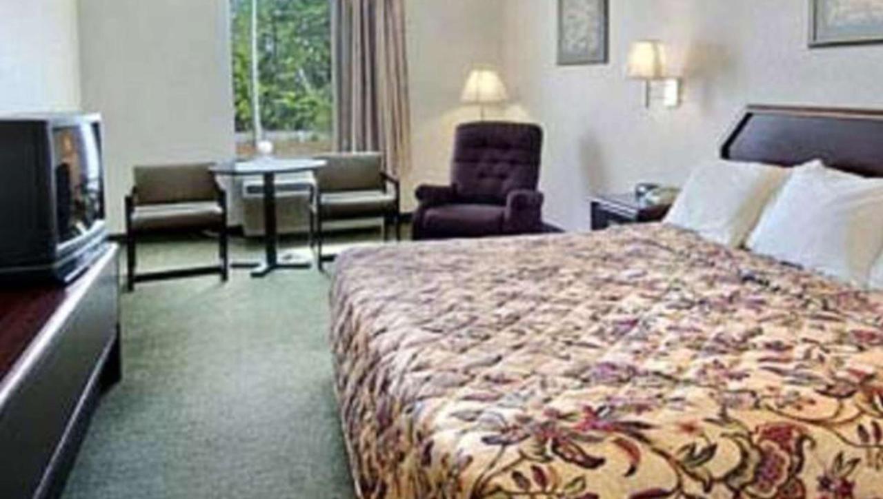 Gray Inn & Suites Εξωτερικό φωτογραφία